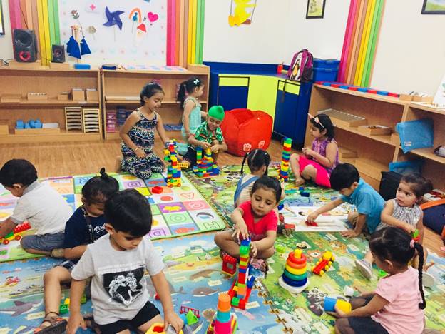 what is Montessori education